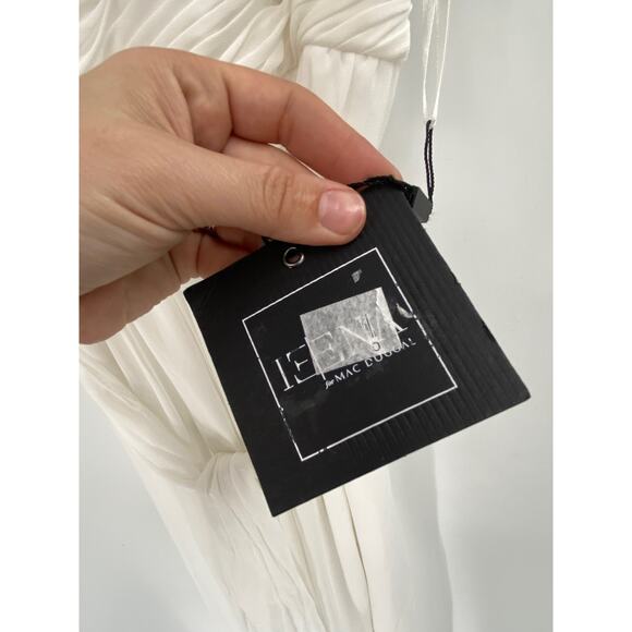 Ieena Mac Duggal 70100 White Flowy Faux Wrap Jumpsuit Size XS NWT - Picture 5 of 8